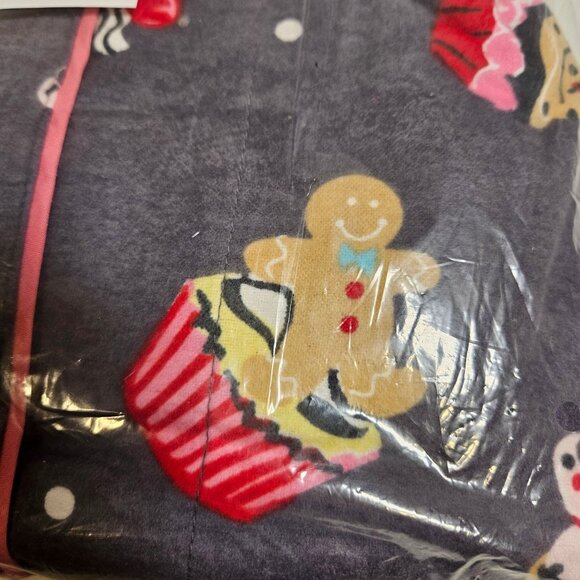 NWT Star+Skye Womens XL Cupcake snowman ginger breadman Print Flannel Pajama Set - Picture 5 of 8